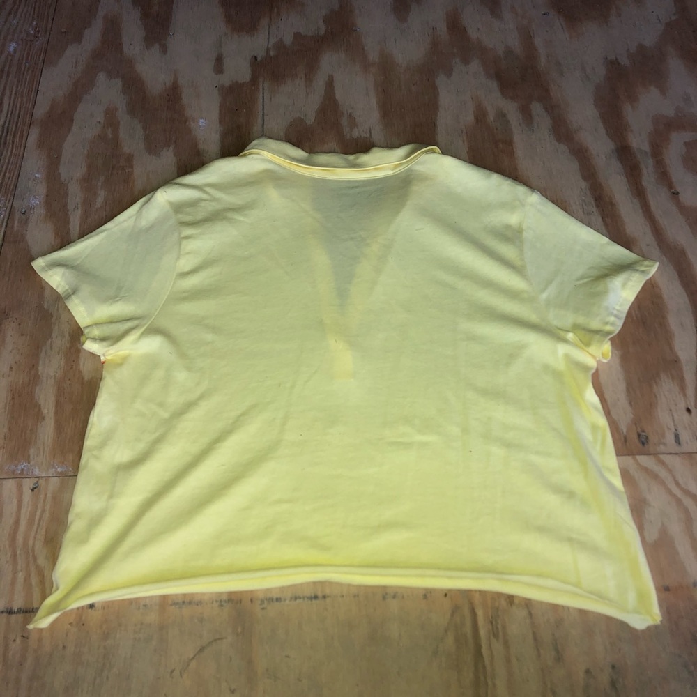 Collared Crop Top - Picture 2 of 3
